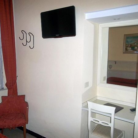 Hotel Lo Squalo Grottammare Δωμάτιο φωτογραφία