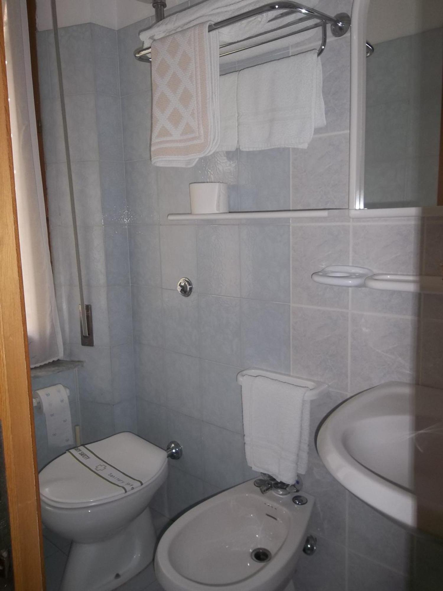 Hotel Lo Squalo Grottammare Δωμάτιο φωτογραφία